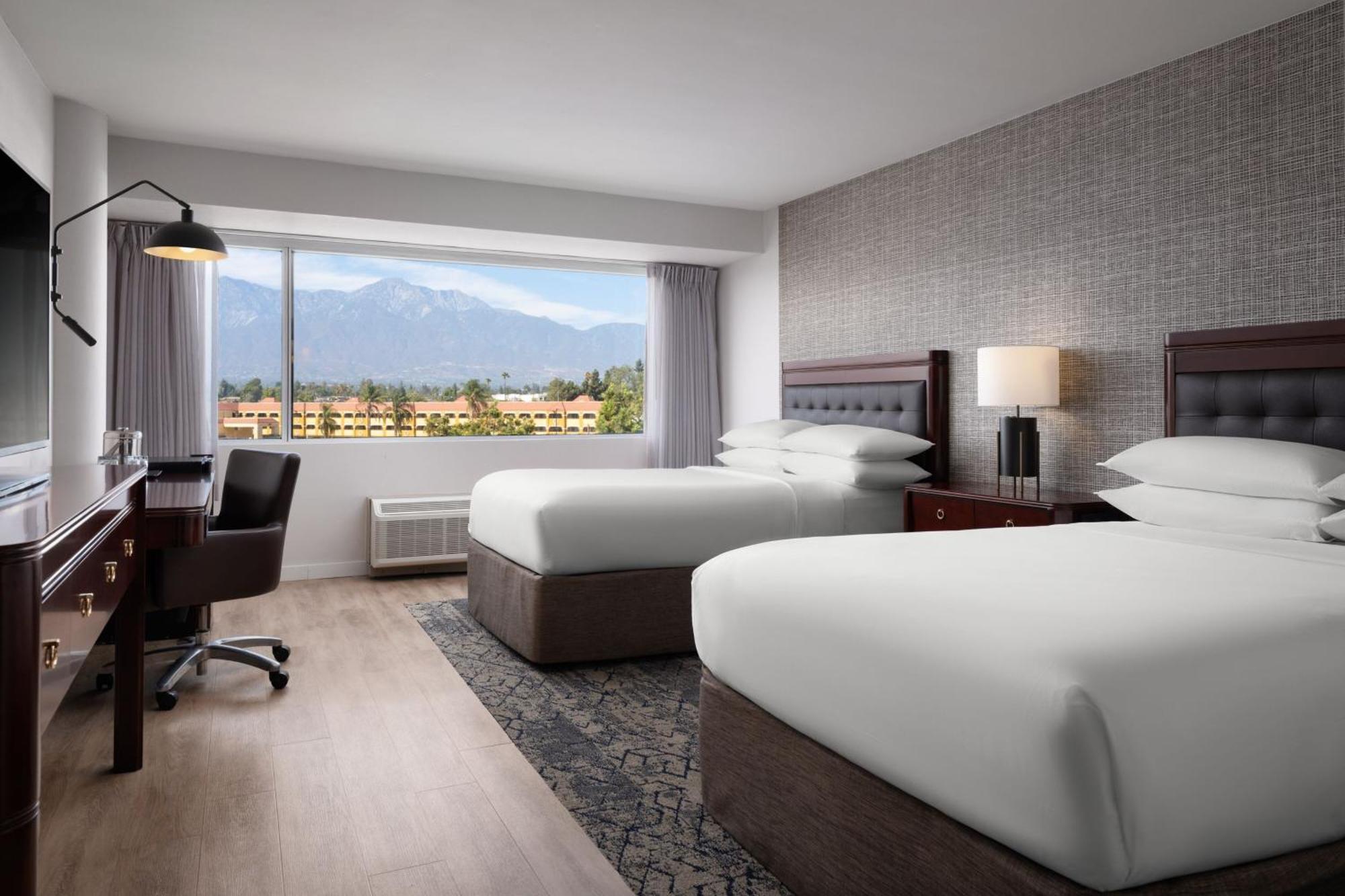 Sheraton Ontario Airport Hotel Экстерьер фото