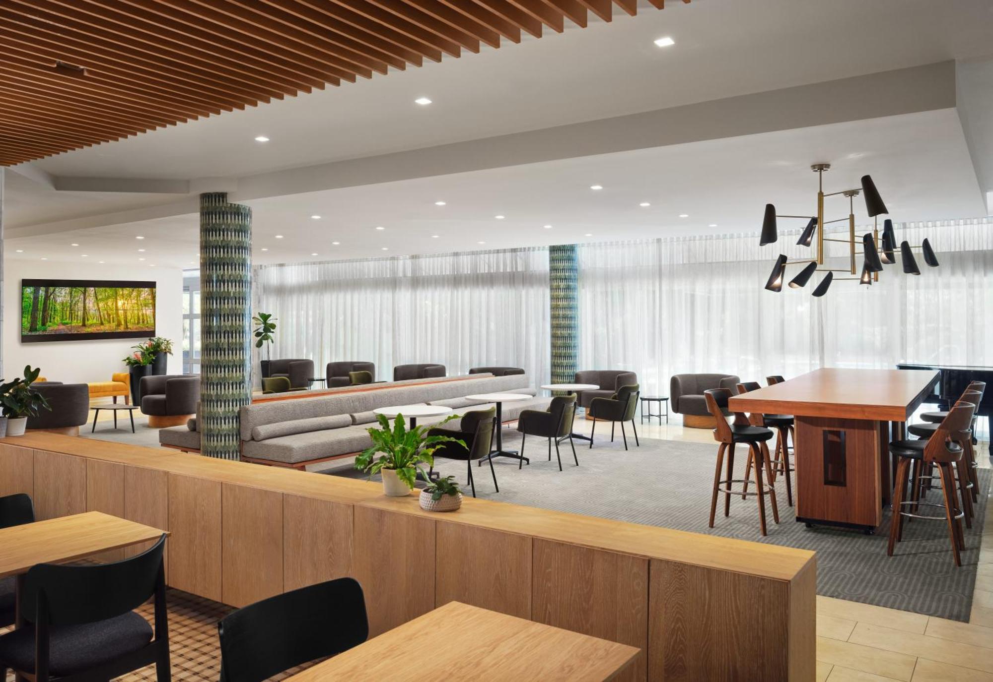 Sheraton Ontario Airport Hotel Экстерьер фото